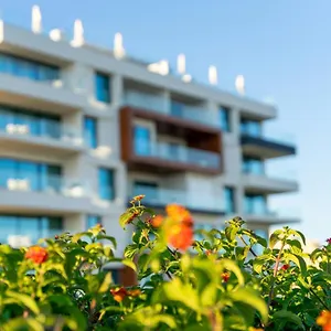 Shantivillas Apartamento
